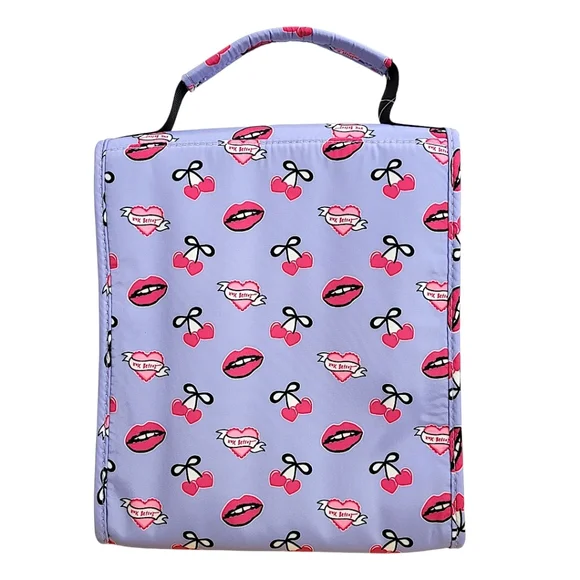 Betsey Johnson Insulated Lunch Tote Lavender Cherry Lip Print XOX Betsey Hearts - Picture 4 of 10